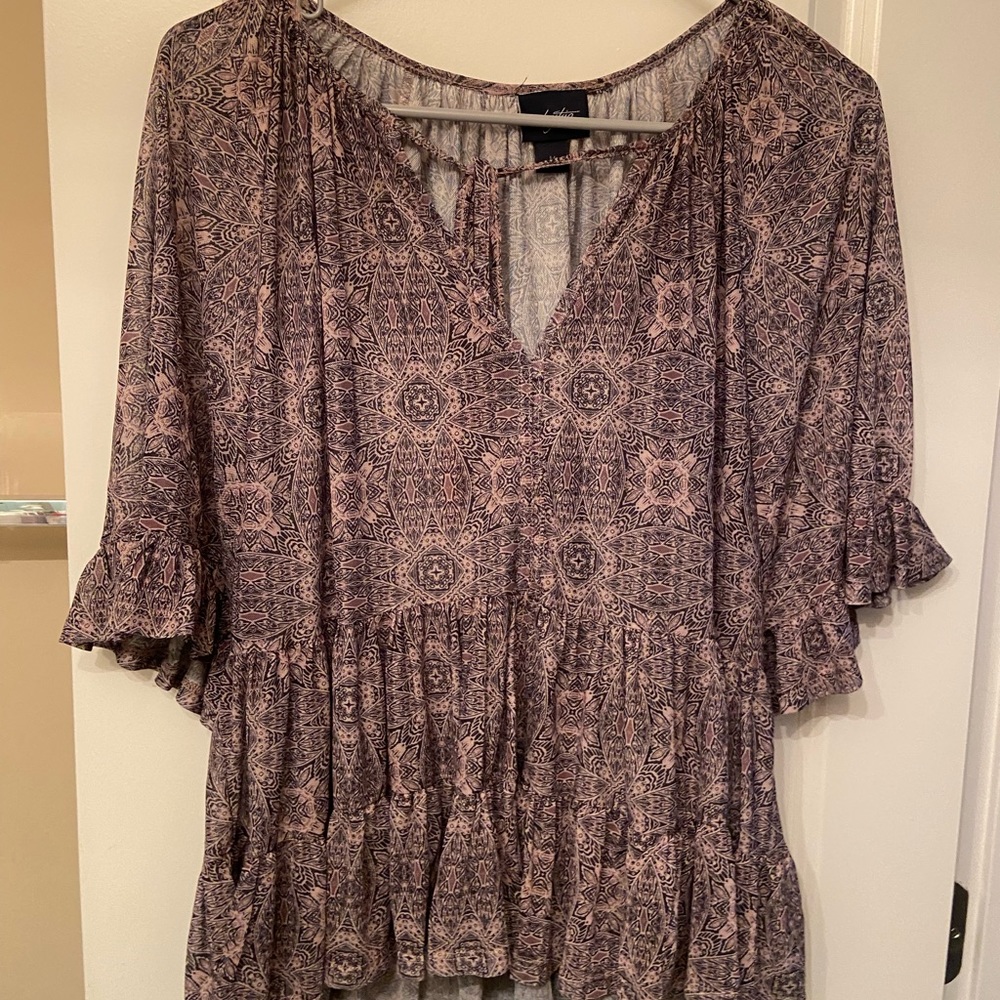 Patterned blouse from Buckle